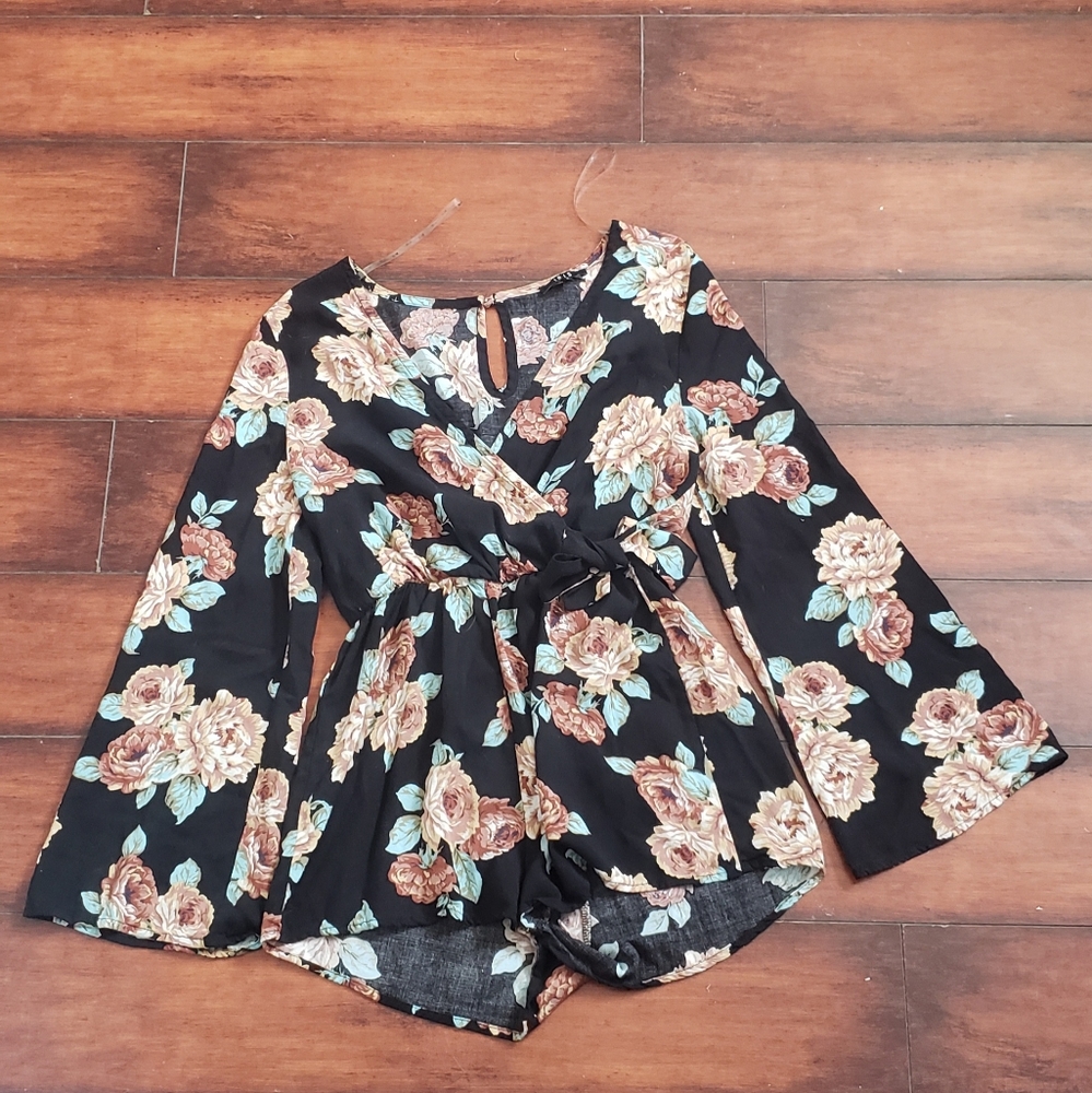 Long sleeve romper